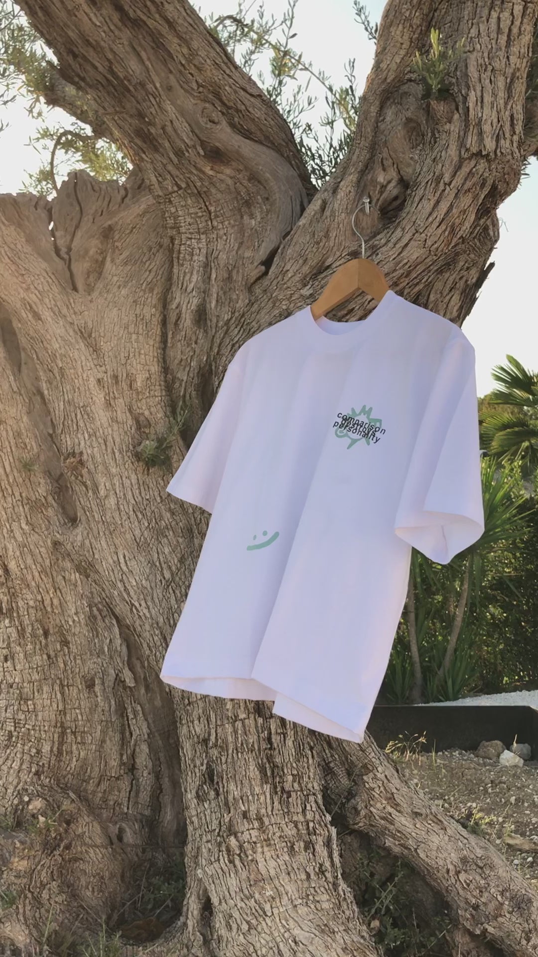MWCircle Tee